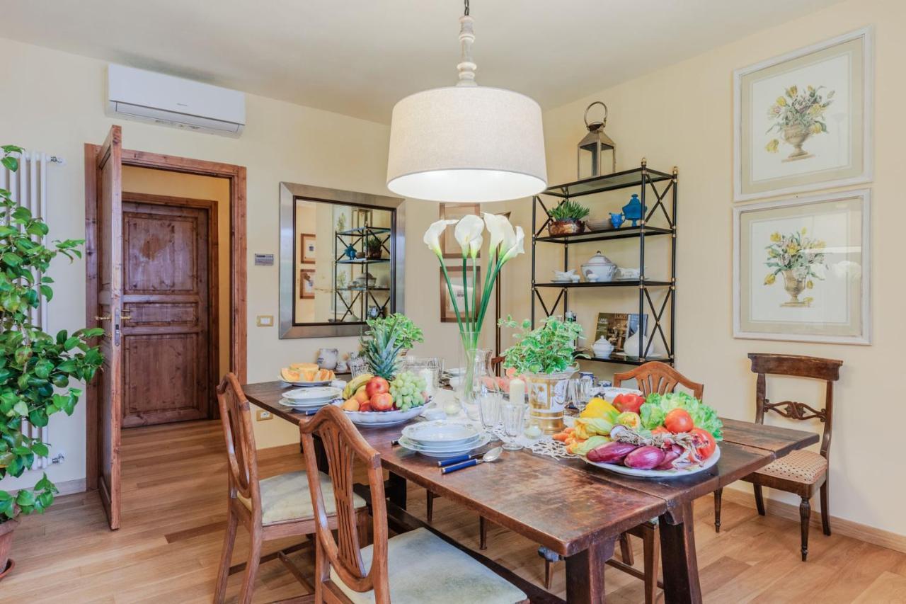 Villa Bassotta, A Charming Cottage Lukka Zewnętrze zdjęcie