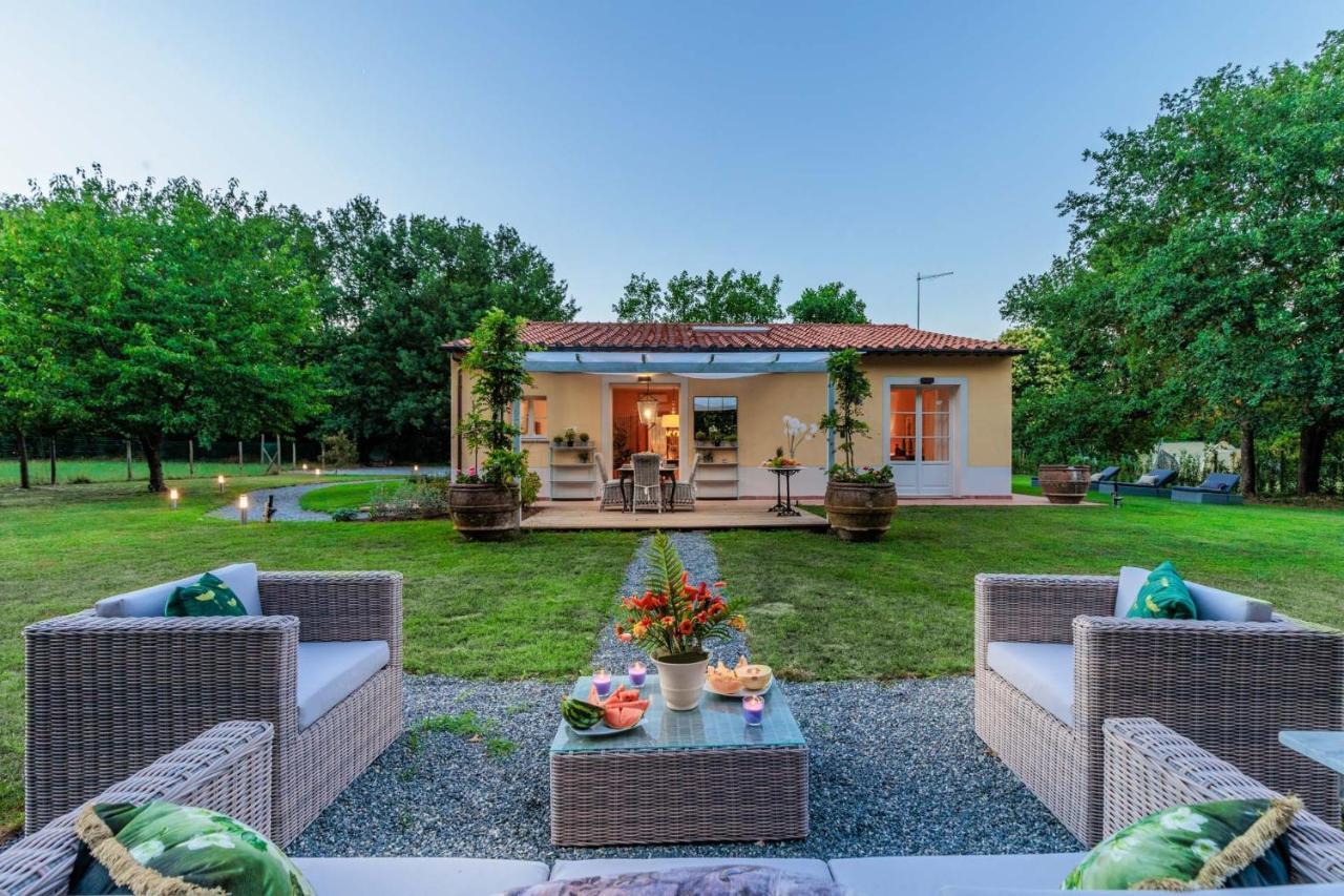 Villa Bassotta, A Charming Cottage Lukka Zewnętrze zdjęcie