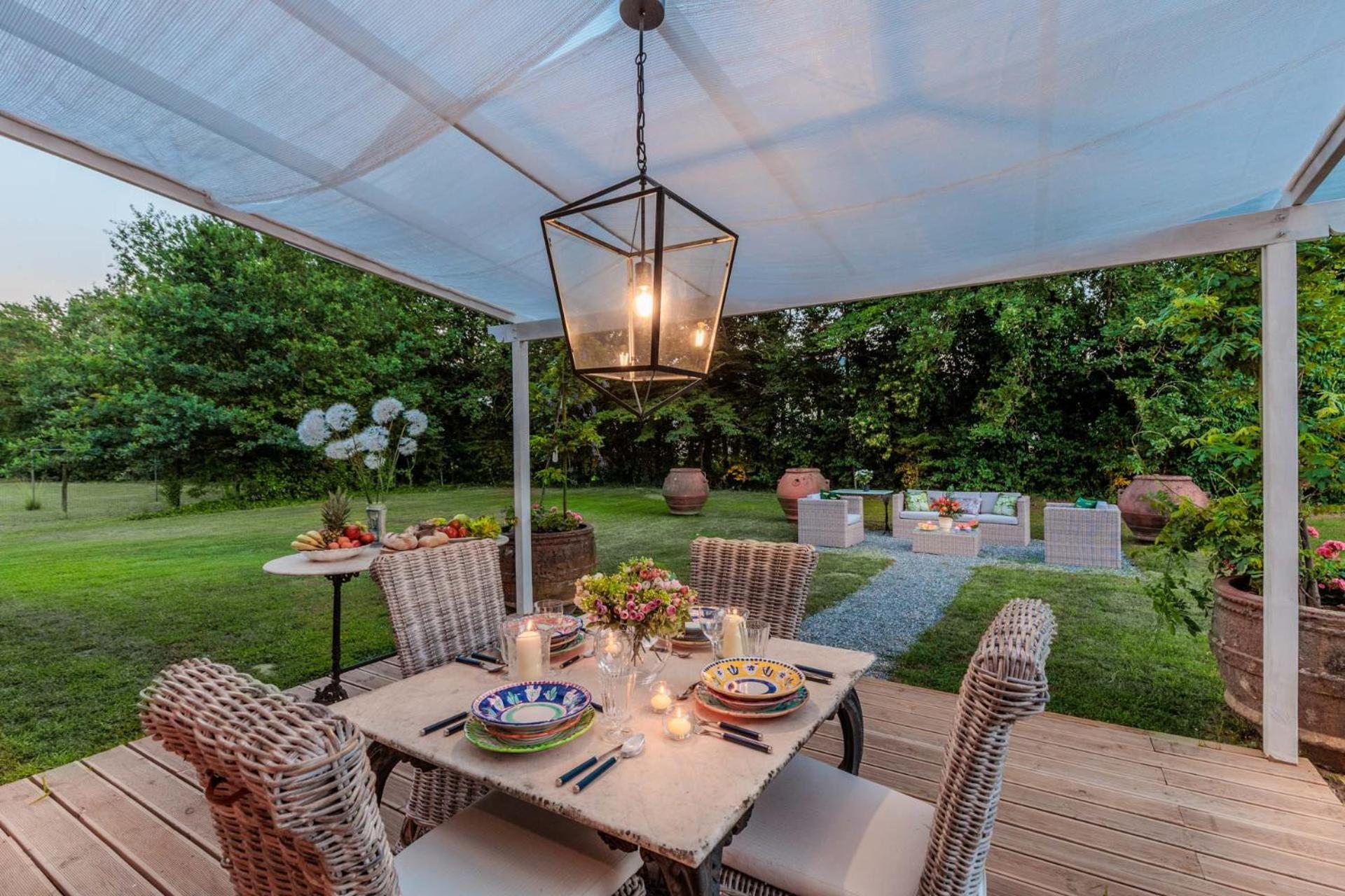 Villa Bassotta, A Charming Cottage Lukka Zewnętrze zdjęcie